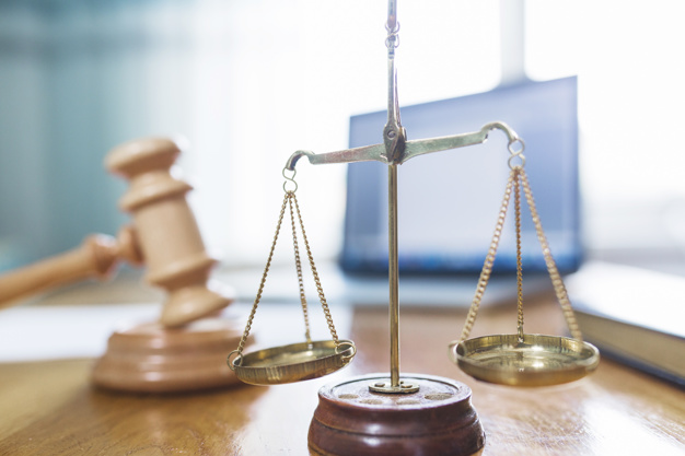 Est-il possible de choisir un avocat en dehors de sa région ?